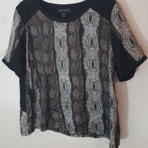 Forever 21 PLUS rope and lace blouse